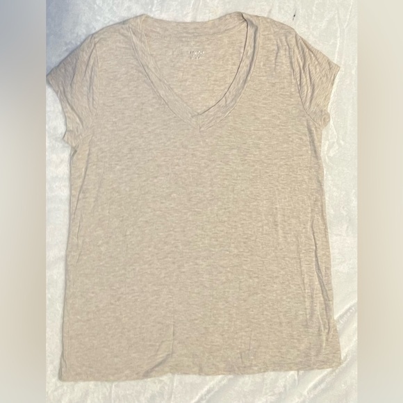 Merona Tops - Merona Deep Vneck‎ Heather Beige Jersey TShirt Sz XL GUC